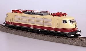 Märklin / TRIX-Modell der BR 103 in H0