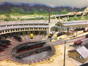 Ringlokschuppen (Eigenbau) 18 Stände im Bahnbetriebswerk