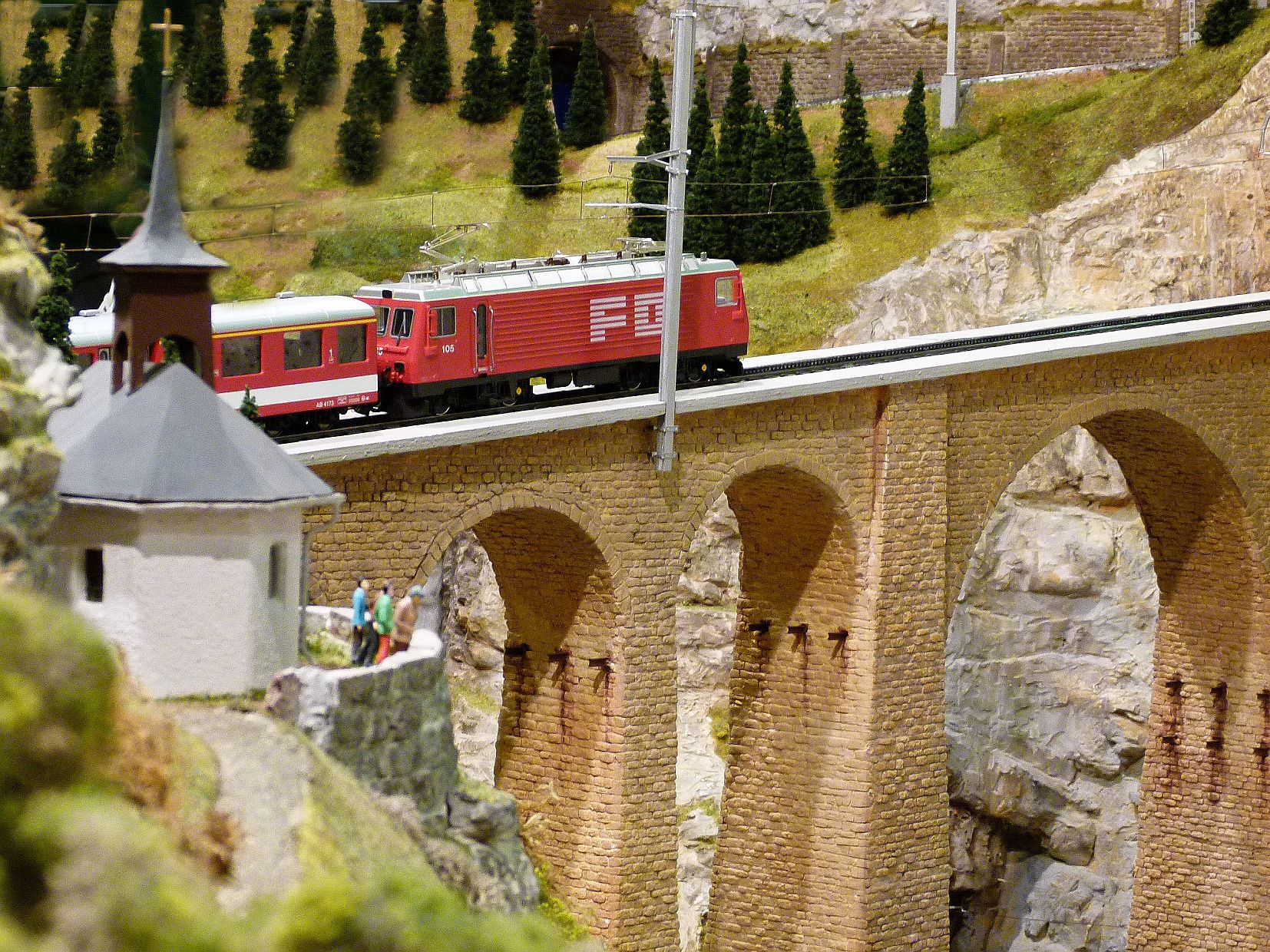 Auf der Anlage aus Jena geht es ins Schweizer Gebirge