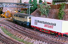 Auch Modellbahntechnik aktuell hat einen Werbewaggon produzieren lassen, das PIKO-H0-Modell war ein voller Erfolg