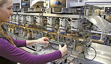 Modernste Technologie und präzise Handarbeit dominieren bei der Herstellung der Modelleisenbahnen von Roco und Fleischmann