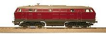 Die ESU BR 215 (Art.-Nr. 31020) setzt neue Maßstäbe bei den Digitalfunktionen in einer Modelllokomotive