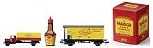 Würziges für die Spur N: Gedeckter Güterwagen „MAGGI“ der SBB, Lkw mit Plane und eine original MAGGI-Flasche in Geschenkverpackung