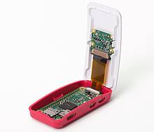 Der Raspberry Pi Zero W im offenen Gehäuse - trotz der geringen Abmessungen und dem kleinen Preis ein vollwertiger PC und rund um den technischen Modellbau für vielerlei Aufgaben bis hin zur Modellbahnsteuerung einsetzbar (Bild: pi3g)