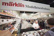 Auf der IMA 2014 boten wieder neben den Herstellern und den Schauanlagen auch viele Modellbahn-Händler ein umfangreiches Angebot an Informationen, Rollmaterial und Zubehör für alle Spurweiten und Geldbeutel (Foto: Messegesellschaft Sinsheim)