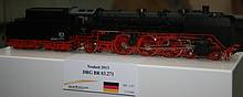 Hochwertiges Kleinserienmodell in der Nenngröße H0 einer 2C1 Pacific Dampflok der Baureihe 42 vom Hersteller Micro Metakit