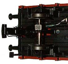 Magnet mit Reed-Switch in einem Glasröhrchen unter einem Geschwindigkeits-Messwagen