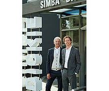 Florian Sieber (links) in dritter Generation designierter Nachfolger von Michael Sieber in der Simba Dickie Group